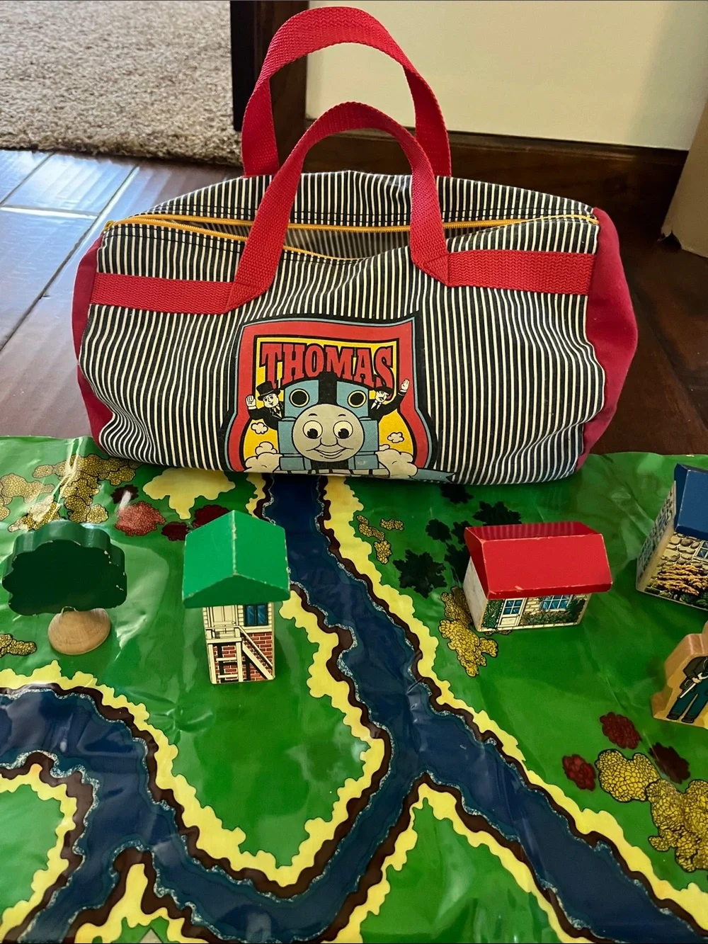 Thomas & Friends Red & Blue Carry Bag with Green Play Mat Train Set